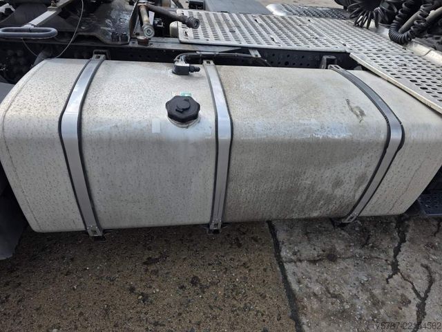 Standard tractor unit IVECO 480 S-Way, Retarder,Wartungsvertrag, Hydr