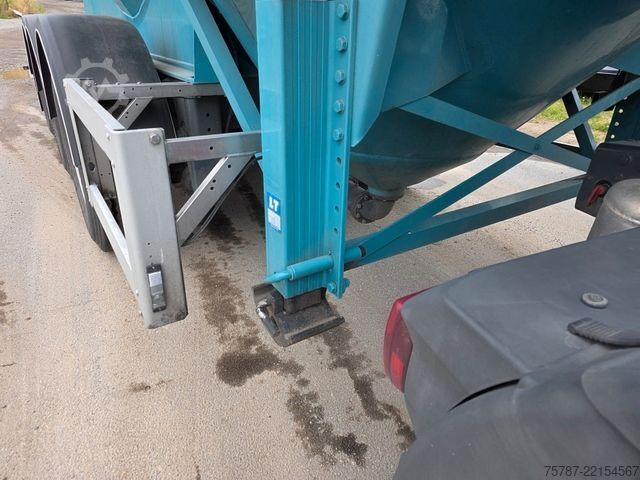 Tanker semitrailer FELDBINDER 26TL liegendes Euter, 2 x Befüllung, Schwallwand