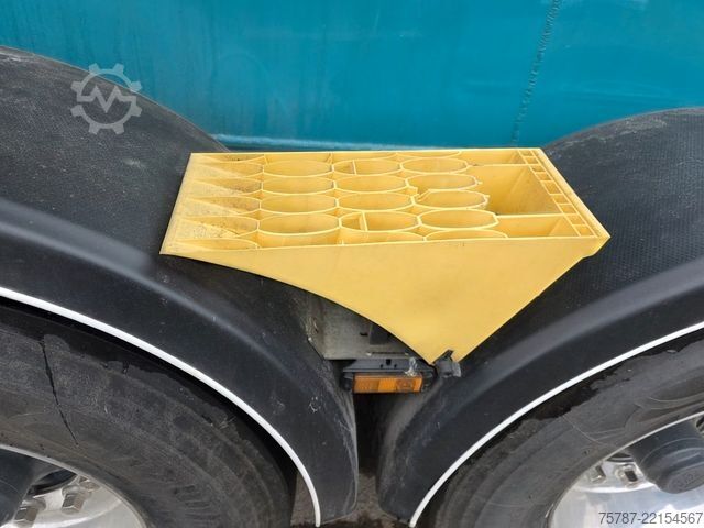 Tanker semitrailer FELDBINDER 26TL liegendes Euter, 2 x Befüllung, Schwallwand