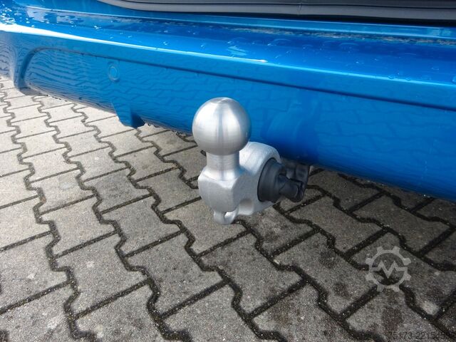 Minibus FORD Tourneo Custom 340L1 Sport PHEV AHK Exklusiv ACC