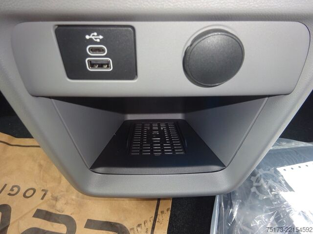 Minibus FORD Tourneo Custom 340L1 Sport PHEV AHK Exklusiv ACC