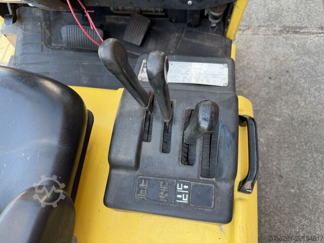 Electric 4-wheel forklift Hyster J1.80XMT