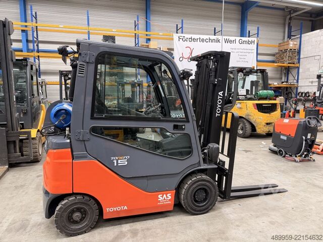 LPG Forklifts Toyota 02-8FGF15