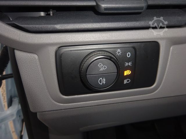 Panel van VOLKSWAGEN Transporter T7 Kasten 170PS DSG KR ACC LED 360