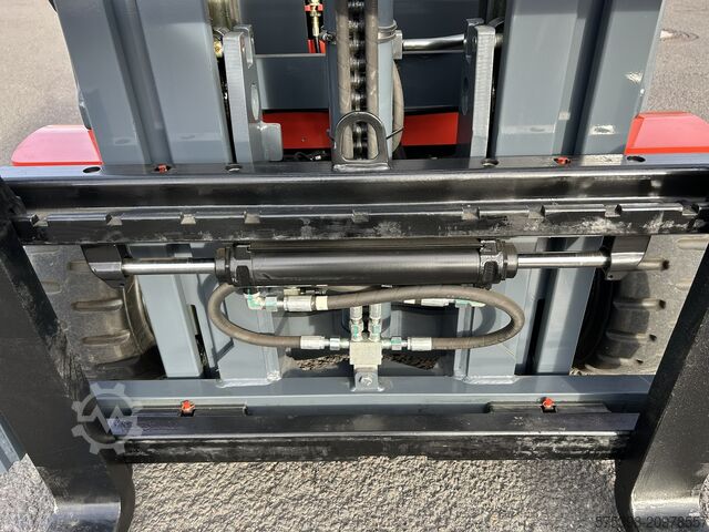 3-wheel forklift, 2t, sideshift, lithium, fingertip control Mima TKC20