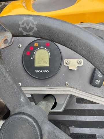 Tandem roller Volvo DD 25 B