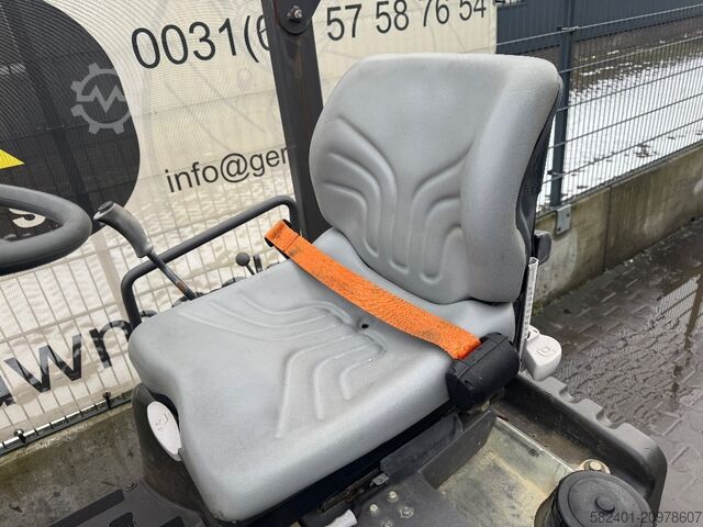 Tandem roller Volvo DD 25 B