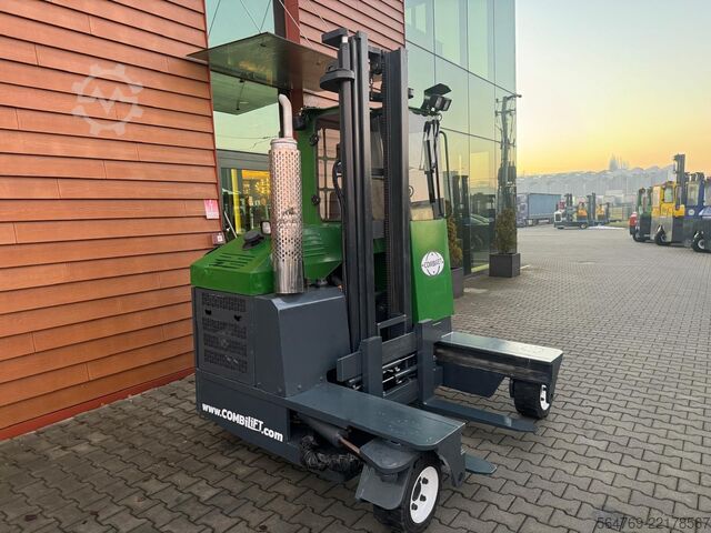 4-way forklift Combilift C2500 /perfect /compact/Only 4819 hours