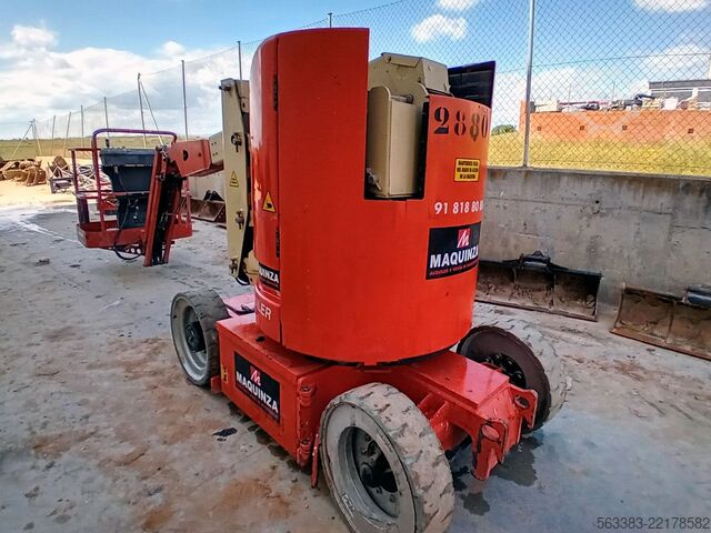 Articulated boom lift JLG E300AJ