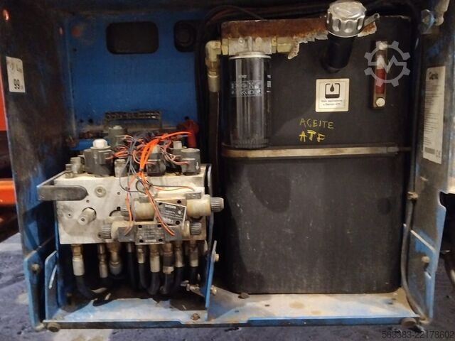 Scherenhebebühne Genie GS2668RT
