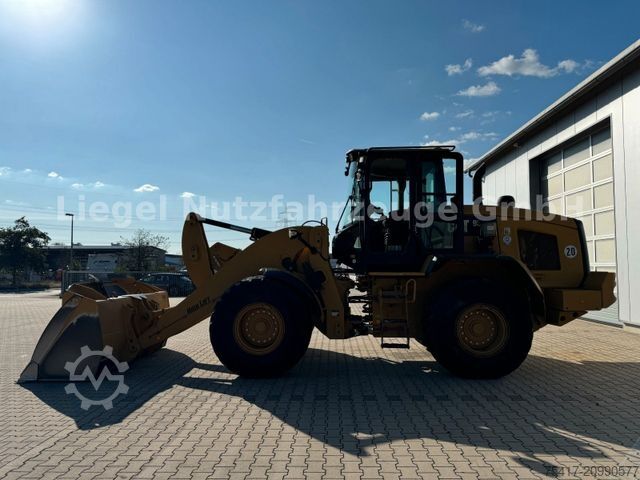 Wheel loader CATERPILLAR 938M *High Lift*