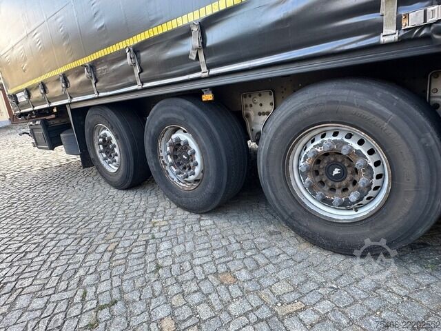 Open semitrailer with tarp schmitz Cargobull Seitenplane