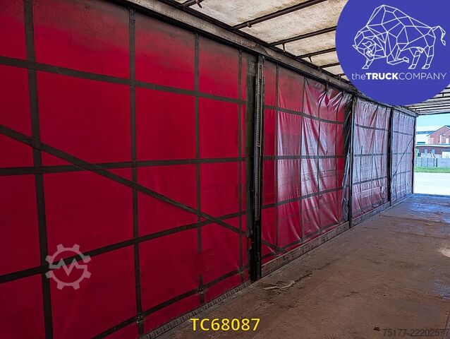 Sliding tarpaulins Schmitz Cargobull 