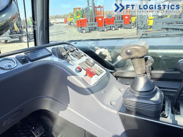 Teleskoplader JCB TLT 30D NEW TIRES CABIN ONLY 4478 HOUR