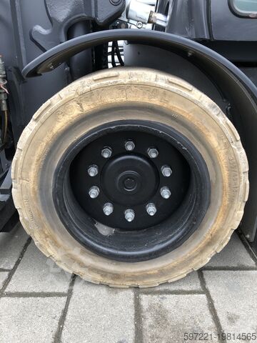 Elektrisch â 4 RĂ€der Still RX60-50/600