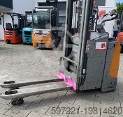 Pallet Stackers Still EXD-SF20