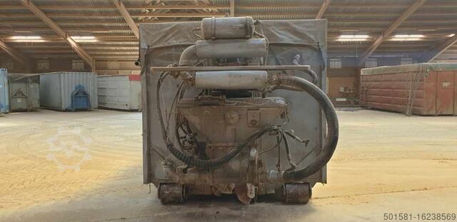 Blow container for wood pellets  