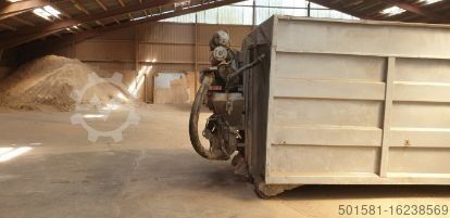 Blow container for wood pellets