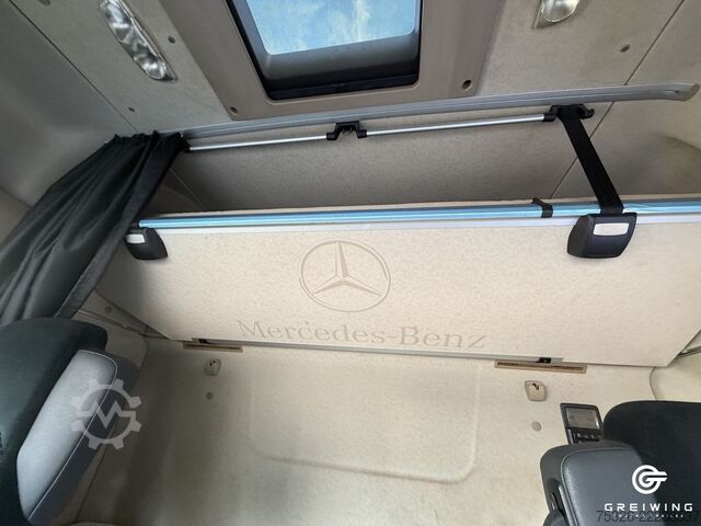 Standard tractor unit MERCEDES-BENZ ACTROS 1851 Gigaspace PTO Retarder Standklima