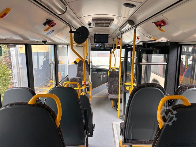 Stadtbus SOLARIS Urbino 8.9  LE MIDI KLIMA  2,4 m GURTE  NEULACK