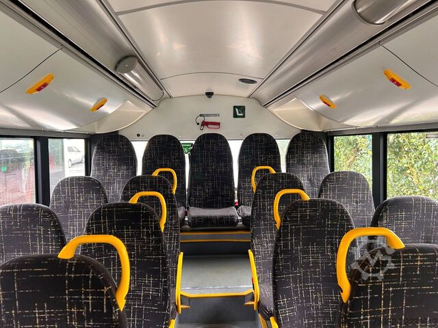 Stadtbus SOLARIS Urbino 8.9  LE MIDI KLIMA  2,4 m GURTE  NEULACK