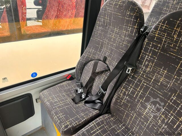 Stadtbus SOLARIS Urbino 8.9  LE MIDI KLIMA  2,4 m GURTE  NEULACK