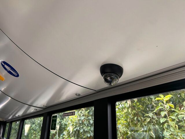 Stadtbus SOLARIS Urbino 8.9  LE MIDI KLIMA  2,4 m GURTE  NEULACK