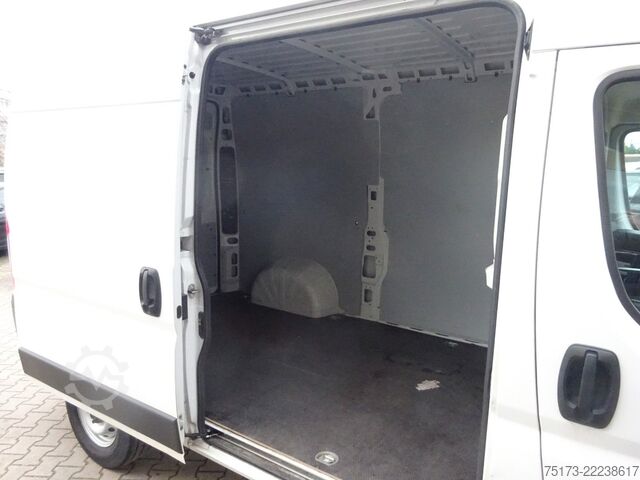 High top van FIAT Ducato Kasten 140PS L2H2 Tempomat DAB+