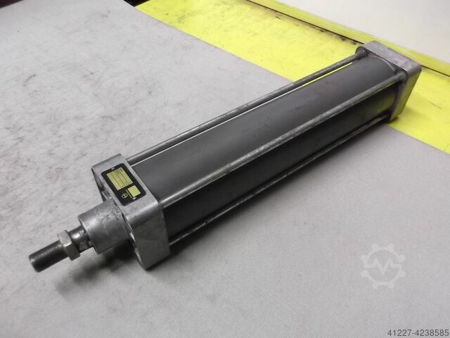 Pneumatic cylinder Martonair RM/8080 B