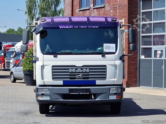 Crane truck MAN TGL 12.210 - HIAB 077 DUO Crane / Grua - Manual...