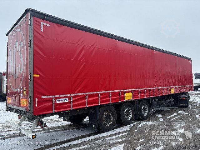 Auflieger mit Pritsche & Plane Schmitz Cargobull Semitrailer Curtainsider Standard