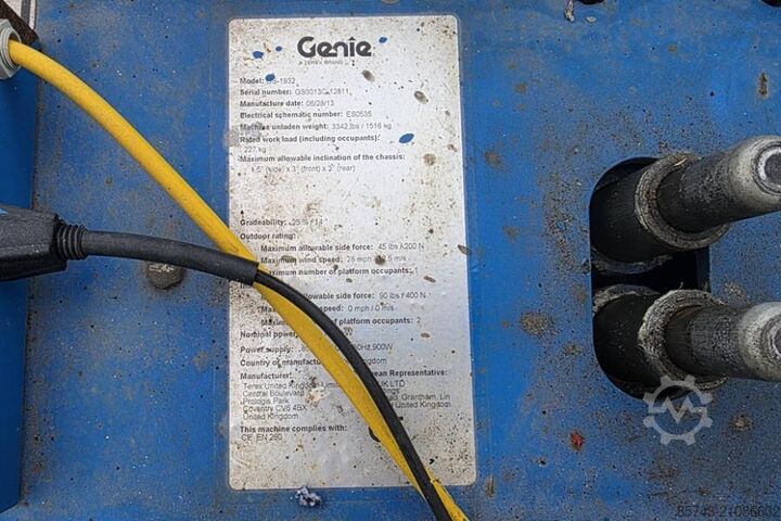 Scherenhebebühne Genie GS1932 Electric, Working Height 7.8 m, 227kg Capac