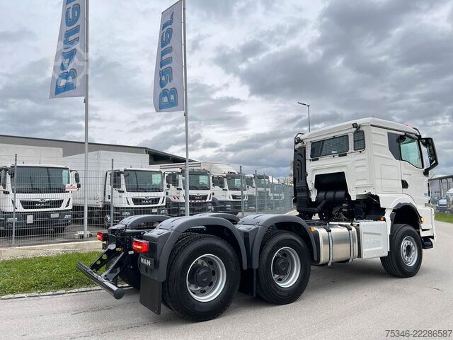 Truck chassis MAN TGS 33.510 BB 6x4 CH/RS 3,30 m/59 to./NA/AHK/Neu