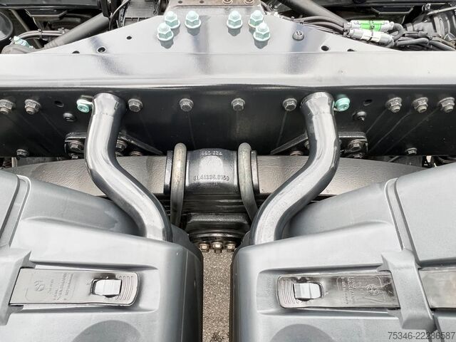Truck chassis MAN TGS 33.510 BB 6x4 CH/RS 3,30 m/59 to./NA/AHK/Neu
