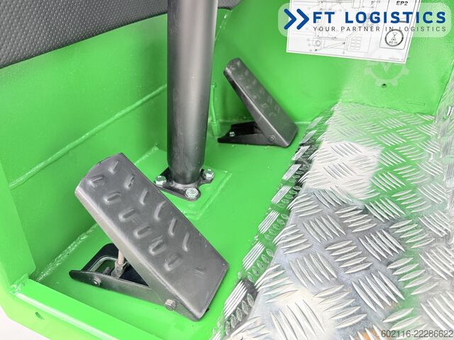 Combilift C3000 DIESEL TRIPLEX 5600 FREE-LIFT
