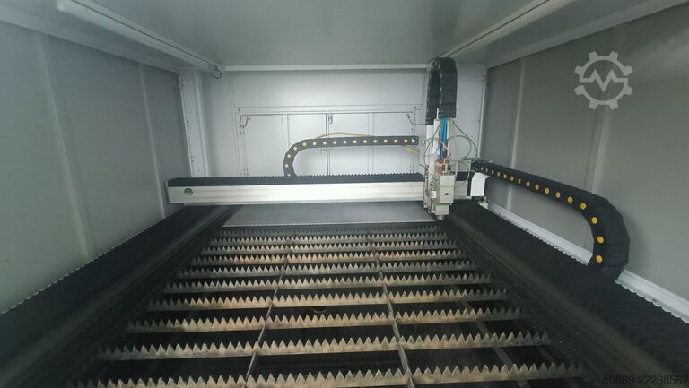 Laserschneidmaschine GWEIKE LF 1313