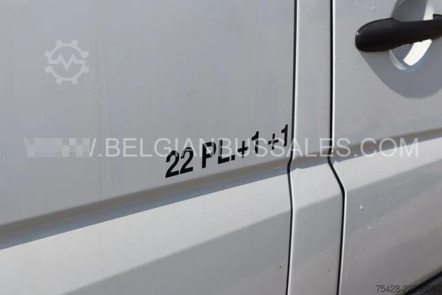 Minibus Mercedes-Benz Sprinter Transfer 45/ Basic 45 / 7.4m / Manual ...