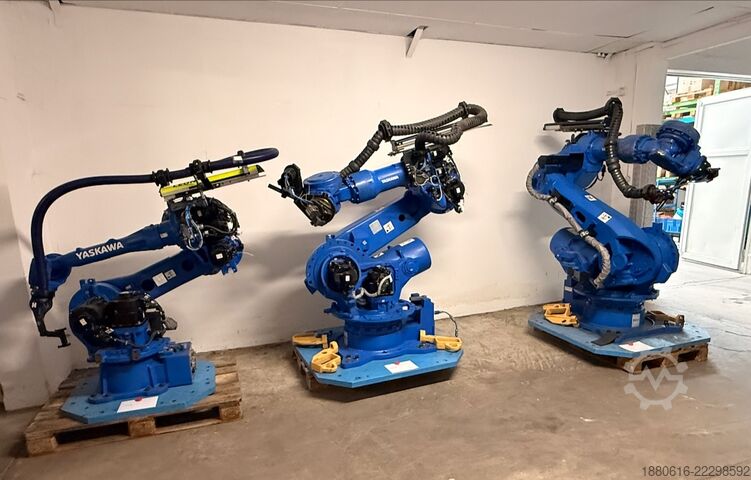 Robotersystem (3x) mit DX200 Steuerung Yaskawa (2x) MH280 II + (1x) MH50 II