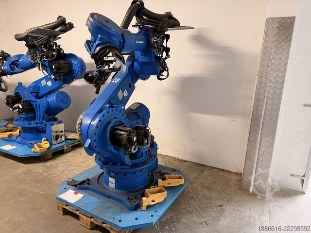Robotersystem (3x) mit DX200 Steuerung Yaskawa (2x) MH280 II + (1x) MH50 II