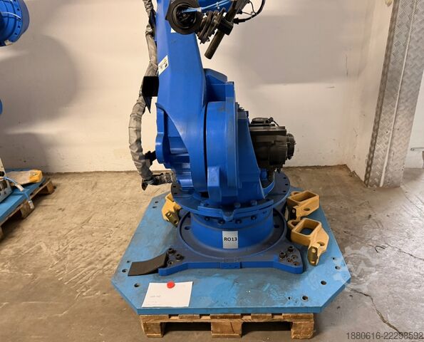 Robotersystem (3x) mit DX200 Steuerung Yaskawa (2x) MH280 II + (1x) MH50 II