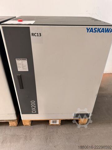 Robotersystem (3x) mit DX200 Steuerung Yaskawa (2x) MH280 II + (1x) MH50 II