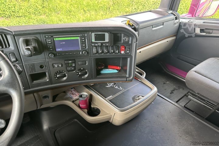 Standard tractor unit Scania R560 4x2 Retarder / Swiss-Vehicle