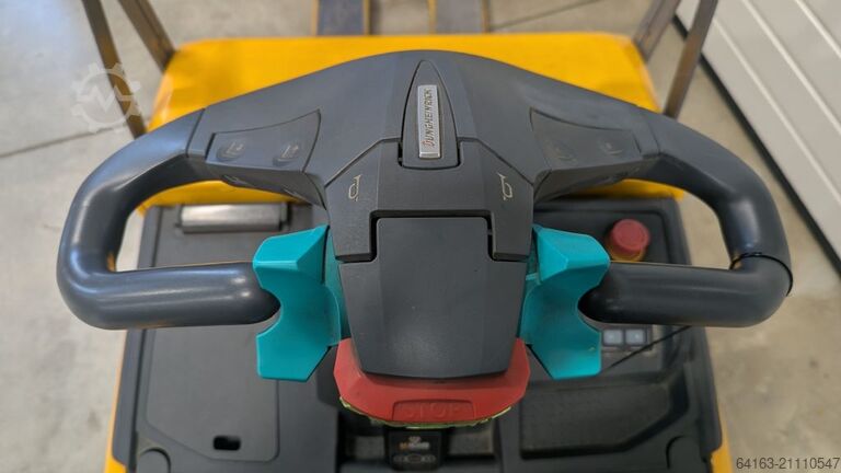 Niederhubwagen Jungheinrich ERE 225 f. P.