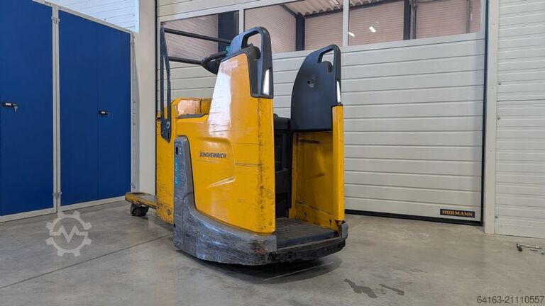 Niederhubwagen Jungheinrich ERE 225 f. P.