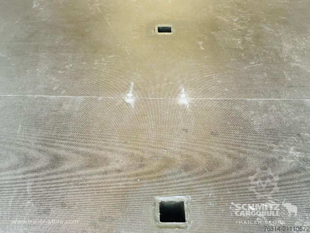 Auflieger mit Pritsche & Plane Schmitz Cargobull Curtainsider Mega Getränke