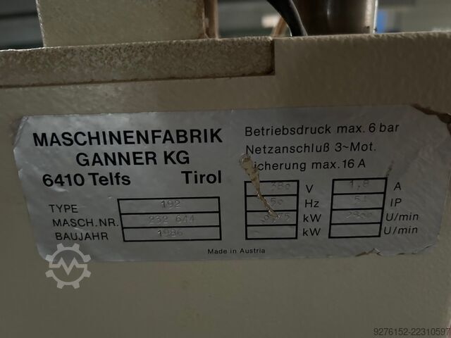 Drilling and inserting machine Gannomat 192
