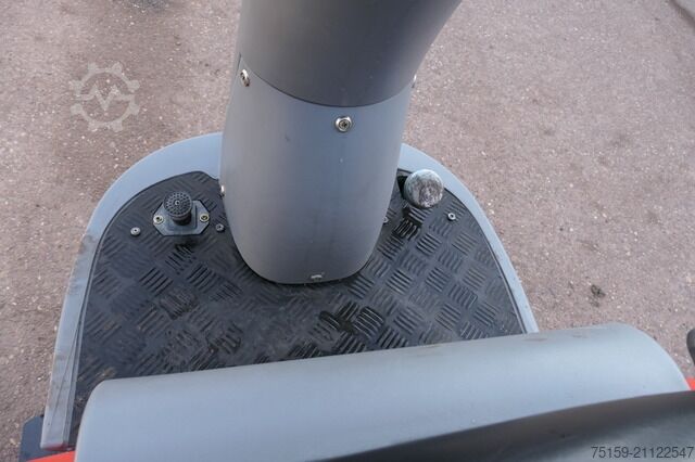 Road sweeper hako Scrubmaster B115 Hakomatic Kehrsaugmaschine