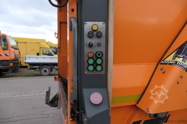 Müllwagen mercedes-benz 2635 NGE-L62N Econic Aufbau Zöller Medium Lenkachse KLIMA