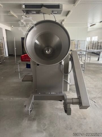 Meat processing machine NADZIEWARKA HANDTMANN Z OBKRĘCARKĄ VF616