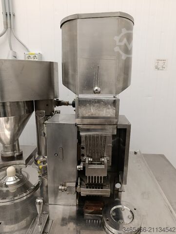 Halbautomatische Kapselmaschine VBTECH AUTOMATION MEGA ENGINEERS SEMI AUTOMATIC CAPSULE FILLING MACHINE